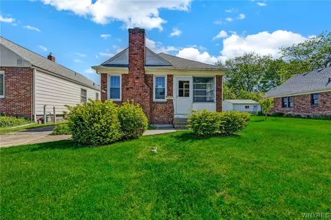 378 Washington Ave, Buffalo, NY 14217