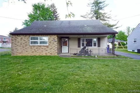 115 Creekward Dr, West Seneca, NY 14224