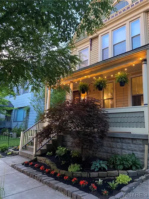 41 Park St, Buffalo, NY 14201