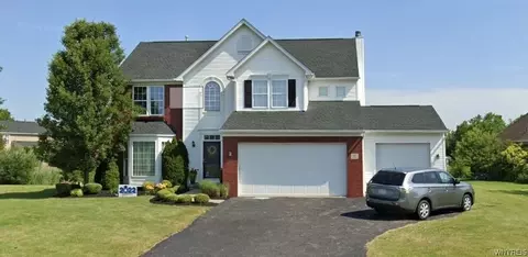 237 Oakridge Rd, Grand Island, NY 14072