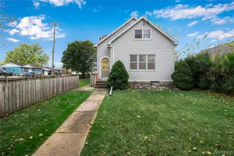 288 Cherokee Dr, Cheektowaga, NY 14225