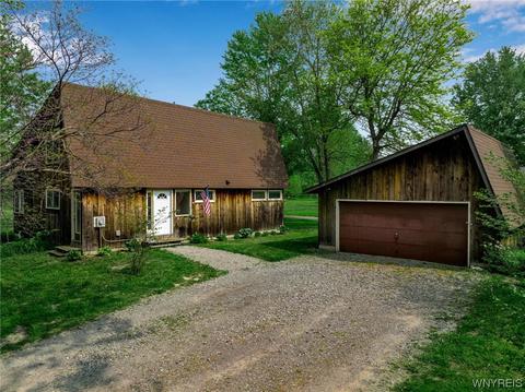 431 Pound Rd, Elma, NY 14059
