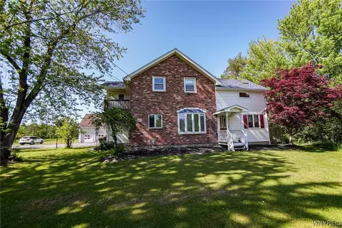 891 Bullis Rd, Elma, NY 14059