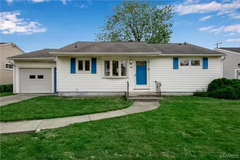 99 Rosemont Dr, Amherst, NY 14226