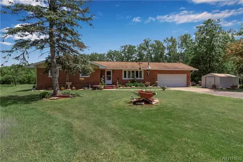 3525 Millersport Hwy, Getzville, NY 14068