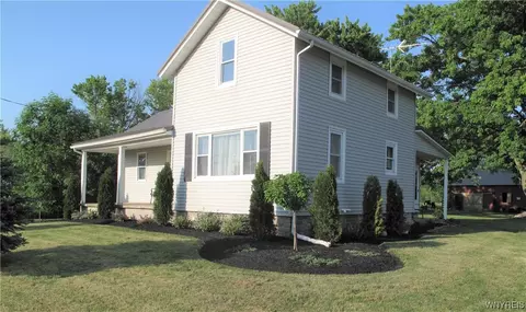 3641 Beebe Rd, Newfane, NY 14108