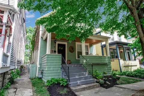33 Livingston St, Buffalo, NY 14213