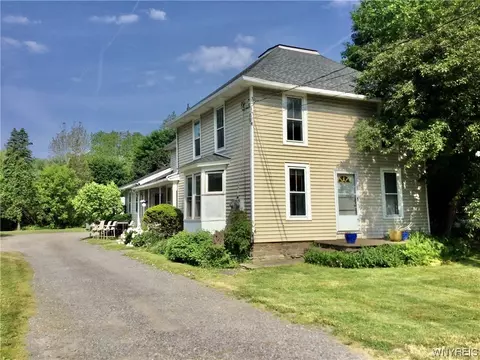 2904 Bowen Rd, Elma, NY 14059