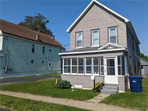 28 Sidway St, Buffalo, NY 14210
