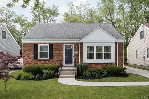 251 Callodine Ave, Amherst, NY 14226