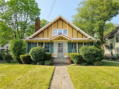 195 Main St, Hamburg, NY 14075