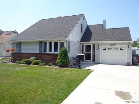 274 Rogers Ave, Tonawanda, NY 14150