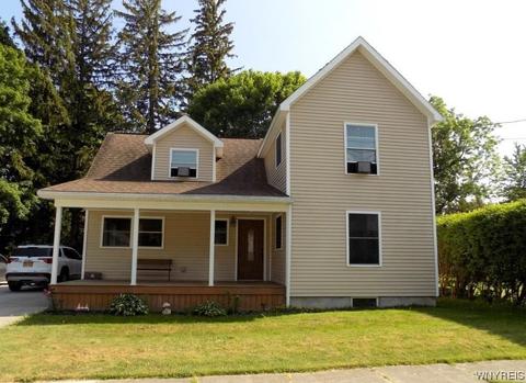 52 Watkins Ave, Perry, NY 14530