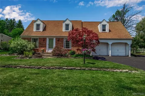 5000 Meadowbrook Rd, Buffalo, NY 14221