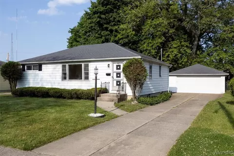 143 Tudor Blvd, Buffalo, NY 14220