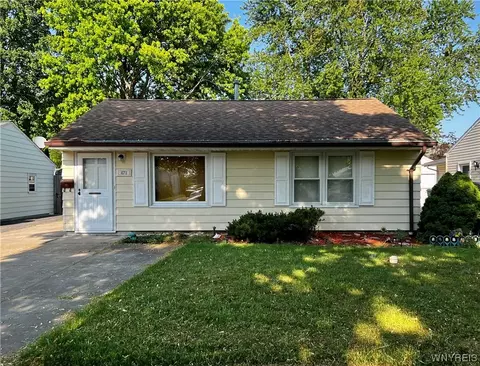 471 73rd St, Niagara Falls, NY 14304