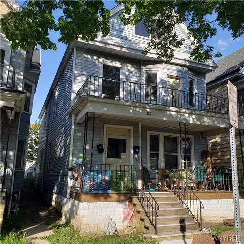 387 Dearborn St, Buffalo, NY 14207