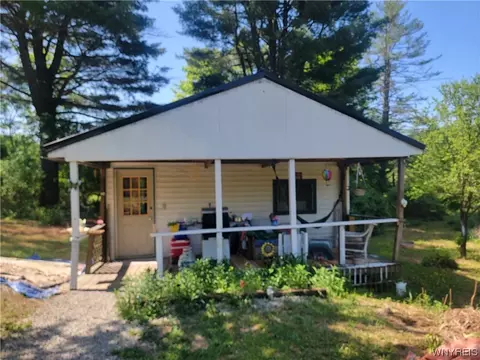 2380 Wolf Creek Rd, Clarksville, NY 14727