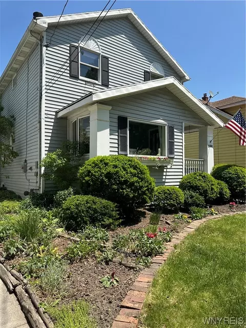 330 Potters Rd, Buffalo, NY 14220