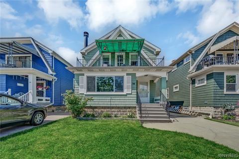 94 Courier Blvd, Kenmore, NY 14217