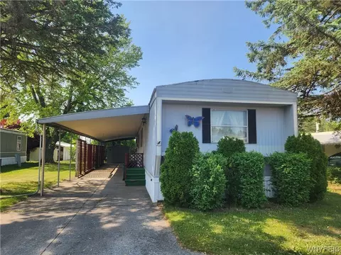 124 Quarry Hl, Newstead, NY 14001
