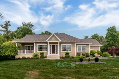2483 Bush Rd, Grand Island, NY 14072