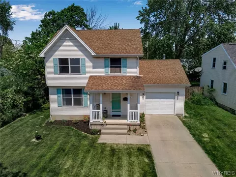 40 Commodore Ave, Tonawanda, NY 14150