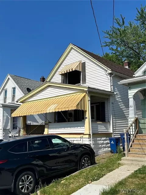 203 Texas St, Buffalo, NY 14215