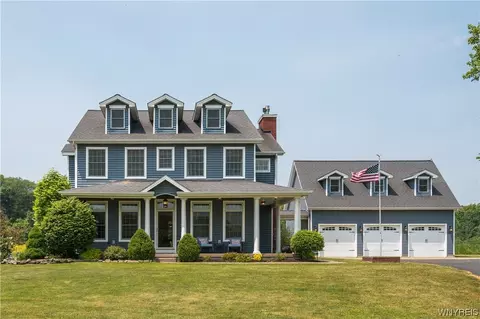 6190 Benning Rd, West Falls, NY 14170