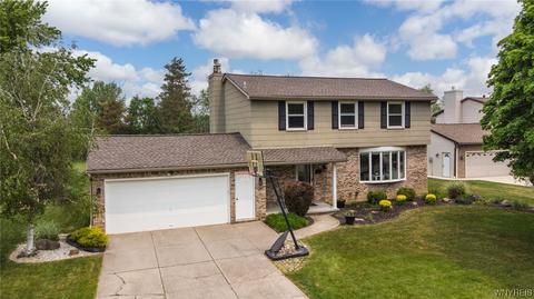 14 Kellybrook Ct, West Seneca, NY 14224