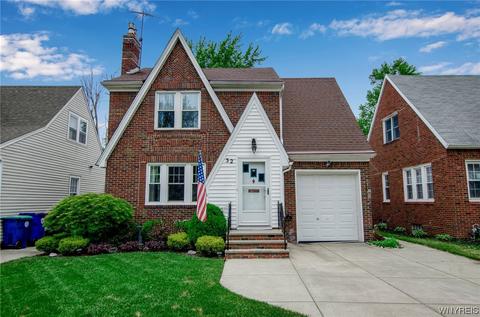 32 University Ct, Amherst, NY 14226