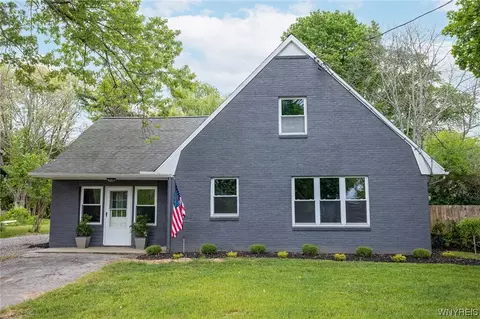 9153 Alleghany Rd, Pembroke, NY 14036