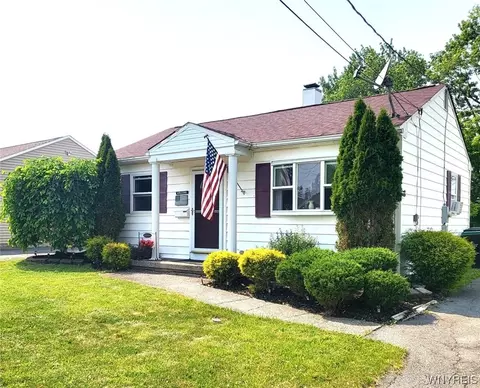 35 Prospect Ave, Tonawanda, NY 14150