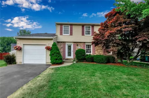 4455 Buckingham Ln, Hamburg, NY 14075