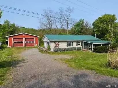 888 Silver Lake Rd, Covington, NY 14525