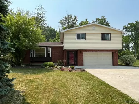 1958 Huth Rd, Grand Island, NY 14072