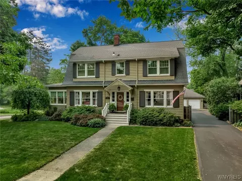 6620 E Quaker St, Orchard Park, NY 14127