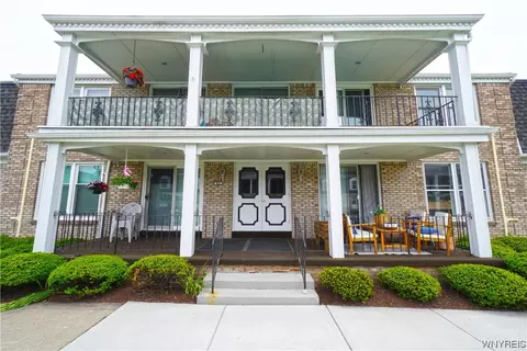 63 Henel Ave #5, Amherst, NY 14226