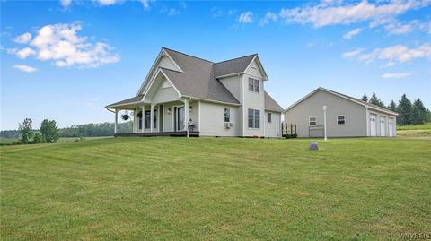 6301 Stinson Rd, Arcade, NY 14009