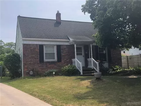 13 Springwood Ct, Buffalo, NY 14223