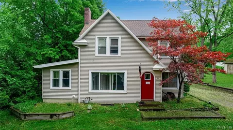 20 Glenridge Rd, Aurora, NY 14052