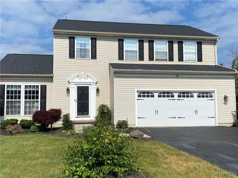 6886 Kimberly Ln, Evans, NY 14047