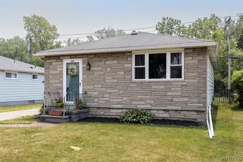 101 Freda Ave, Cheektowaga, NY 14225