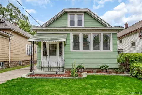 33 Portland St, Buffalo, NY 14220