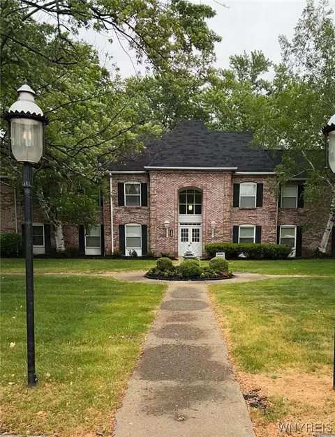 4547 Chestnut Ridge Rd #101B, Amherst, NY 14228