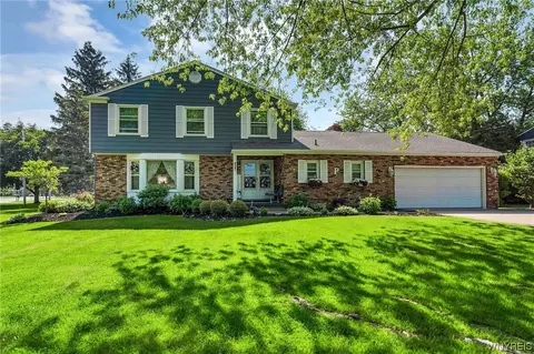 474 Morgan Dr, Lewiston, NY 14092