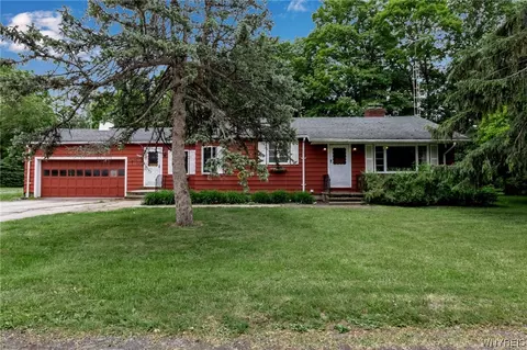 14386 Marsh Creek Rd, Carlton, NY 14477