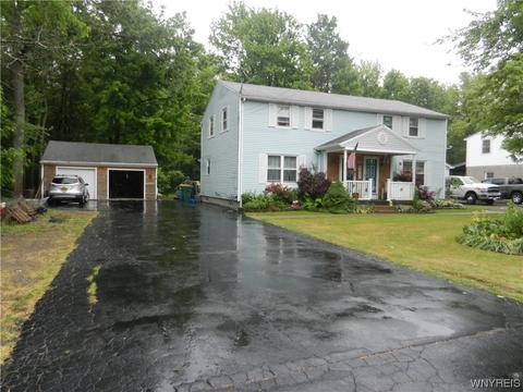 5215 Electric Ave, Hamburg, NY 14075