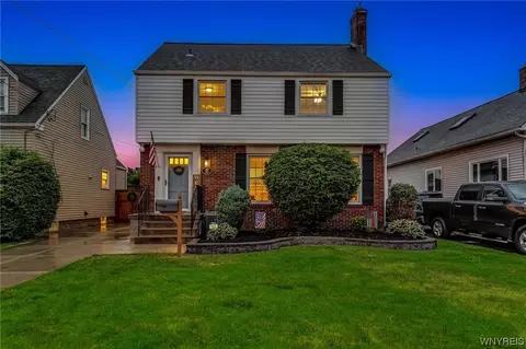 80 Brookside Dr, Buffalo, NY 14220