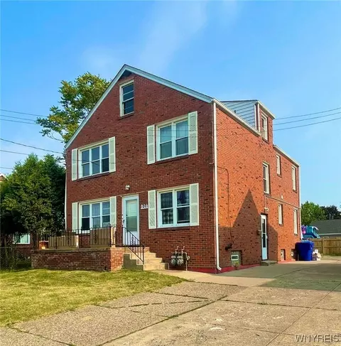137 Fernald Ave, West Seneca, NY 14218